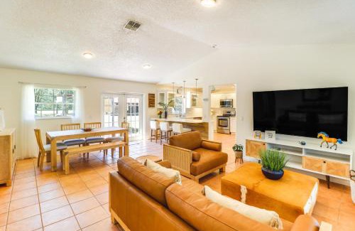 Dunnellon House | Gas Grill and Fire Pit Peaceful Dunnellon Home!