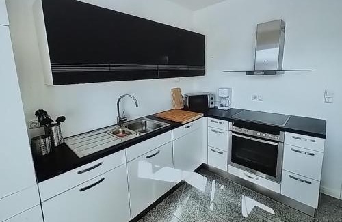 Oststeinbek Apartment | GastHaus 5-zimmer