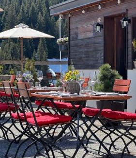 Nufenen Hotel | Gasthaus Rheinwaldstube