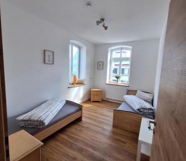 Ichenhausen Apartment | Gasthof Adler Ferienwohnung