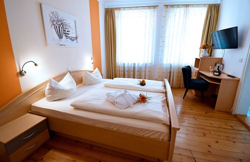 Dettelbach Hotel | Gasthof Grüner Baum