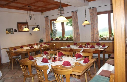 Amtzell Apartment | Gasthof Grüner Baum "Kongo"