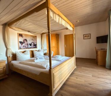 Epfach Hotel | Gasthof Janser