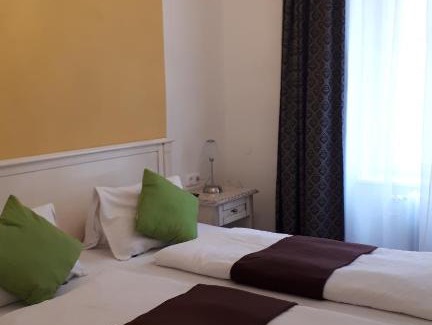 Waidhofen An Der Ybbs Bed & Breakfast | Gasthof-Pension Schwarzer Bär