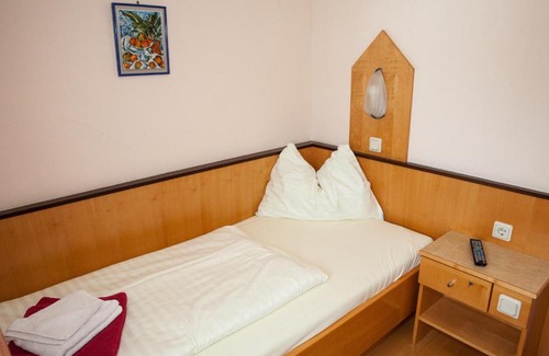Langenzersdorf Hotel | Gasthof Roderich Hotel