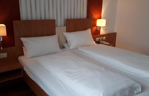 Boesel Hotel | Gasthof Sommer
