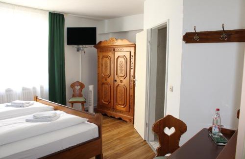 Vilshofen Hotel | Gasthof Wolferstetter