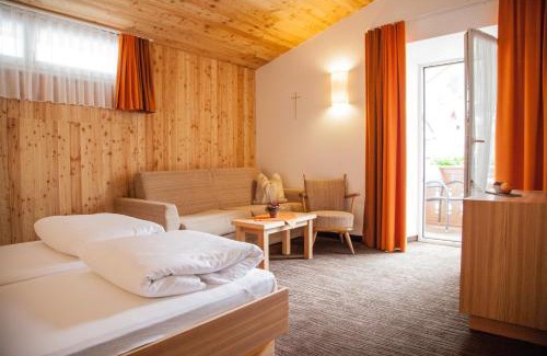 Nauders Hotel | Gasthof zum goldenen Löwen