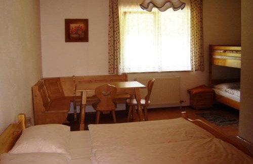 Haibach ob der Donau Hotel | Gasthof Zum heiligen Nikolaus