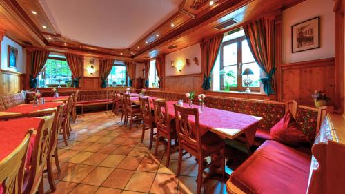 Raisting Hotel | Gasthof zur Post