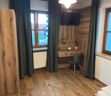 Wolnzach Hotel | Gasthof Zur Post