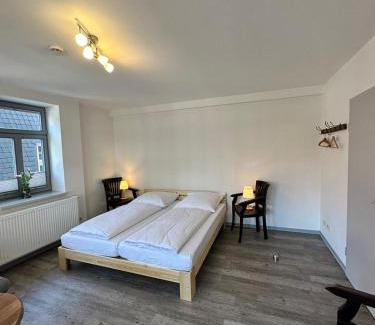 Nordhausen Apartment | Gaststätte Brandenburg (Ferienwohnung)