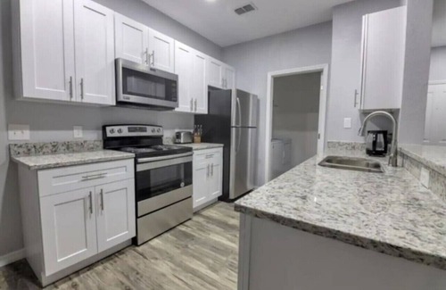 Haines City House | Gated Community - Free WIFI - Apartment - Near Disney Area