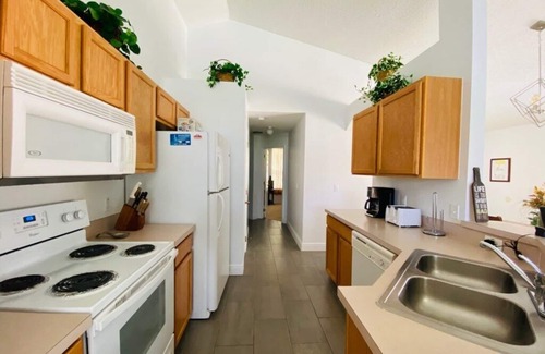 Haines City House | Gated Community - Private Pool - Located on Golf Course - Southern Dunes