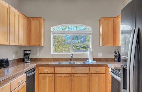Tucson Condo | Gated Condo Long Stay in the Heart of Ventana Canyon!