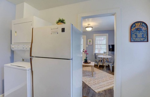 Midtown Apartment | Gated Midtown Cottage with Perfect Location!
