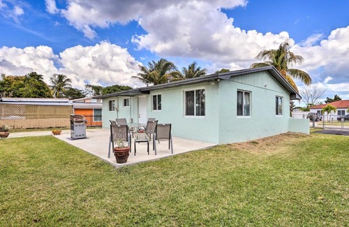 Ludlam House | Gated Southern Miami Home 22 Mi to Downtown!