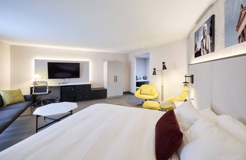 Ames Hotel | Gateway Hotel and Conference Center at Iowa State University