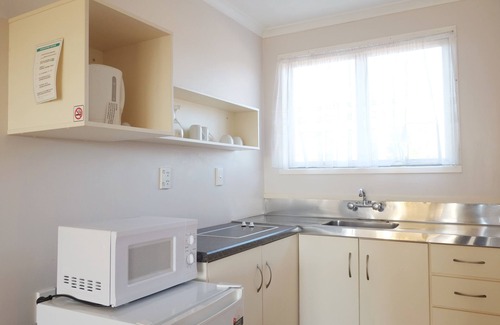 Fenton Street Hotel | Gateway International Motel