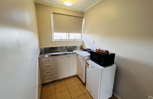 Fenton Street Hotel | Gateway International Motel