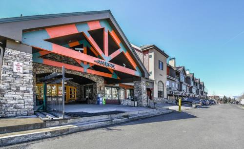 Mountain House House | Gateway Lodge 5084 by SummitCove Lodging