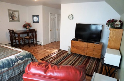 Gateway Bed & Breakfast | Gateway Overlook
