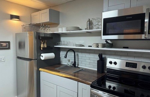 Lee Apartment | Gateway to the Berkshires - Renovated downtown apartment