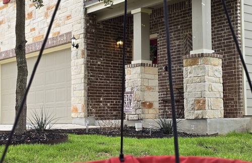 West San Antonio House | Gathering Place 4BR Lackland BMT Seaworld < 4.5mi