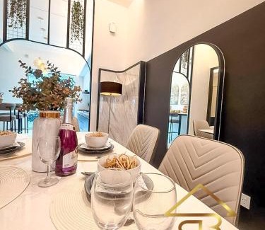 Hulu Kinta House | GatherLuxe Ipoh, Landed 14Pax, KTV, Kids Room, Baby Cot