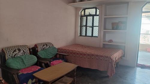 Naini House | GaTi Home Stays