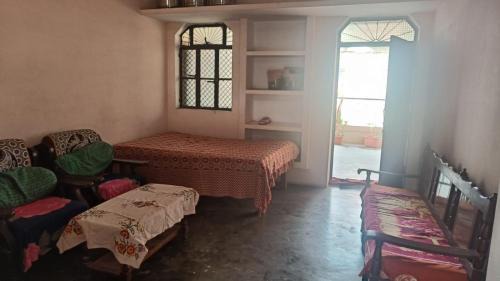 Naini House | GaTi Home Stays