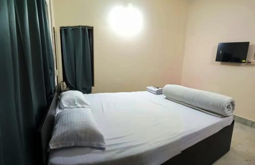 Puri House | Gaur Homestay AC Rooms