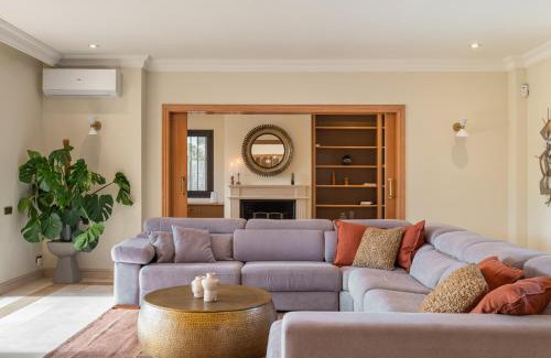 Gava Villa | Gava Beach Villa by Olala Homes