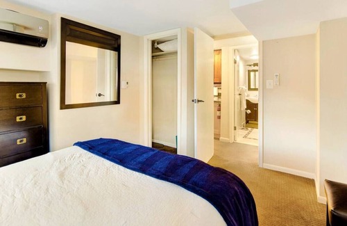 Stanton Park Apartment | Gay Friendly 3 blocks to Capitol