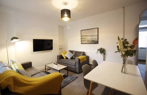 Port Talbot Apartment | Talbot Steel - Place to Stay!
