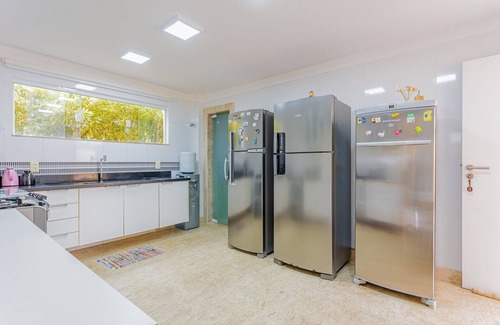 Itacimirim House | GB15 Excellent 5 Bedroom House 300m from the Beach