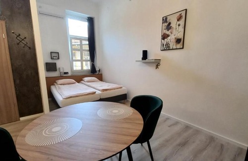 Szentimrevaros Apartment | Gecko Studio