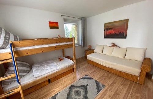 Elsterheide Apartment | Gelbes Haus Seenland Ferienwohnungen XL