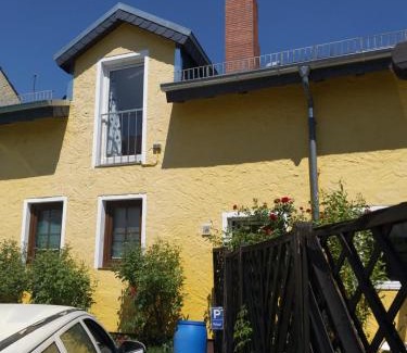 Schwalbach am Taunus Apartment | gelbeshaus1