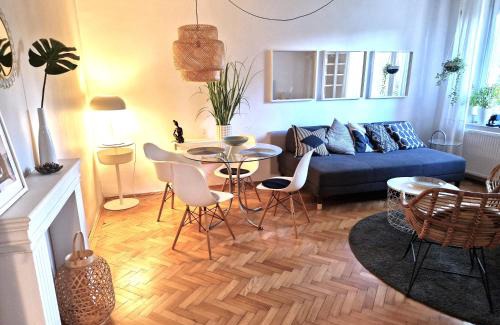 Gellert Hill Apartment | Gellért Hill Apartment