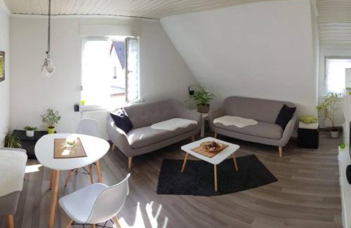 Untergruppenbach Apartment | Gemütlich mit Blick auf die Burg.Autobahnanbindung