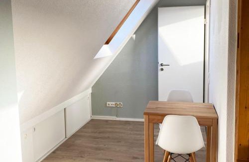 Wendlingen am Neckar Apartment | Gemütliche 2 Zimmerwohnung mit TV und WLAN