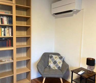 Reutlingen-Sickenhausen Apartment | Gemütliche 3 Zimmer Wohnung mit großzügiger Terrasse im Grünen
