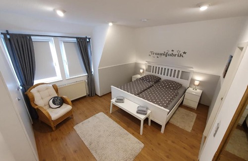 Kaltenkirchen Apartment | Gemütliche 65m² Dachgeschoßwohnung im Einzelhaus