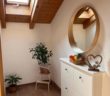 Ainring Apartment | Gemütliche Dachgeschosswohnung mit Balkon