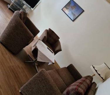 Elgersburg Apartment | Gemütliche Ferienwohnung am Waldrand