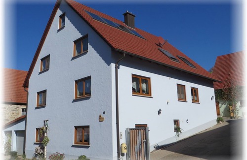 Michelau i. Steigerwald Apartment | Gemütliche Ferienwohnung in Mehrfamilienhaus mit Wlan