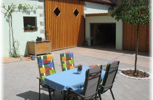 Michelau i. Steigerwald Apartment | Gemütliche Ferienwohnung in Mehrfamilienhaus mit Wlan