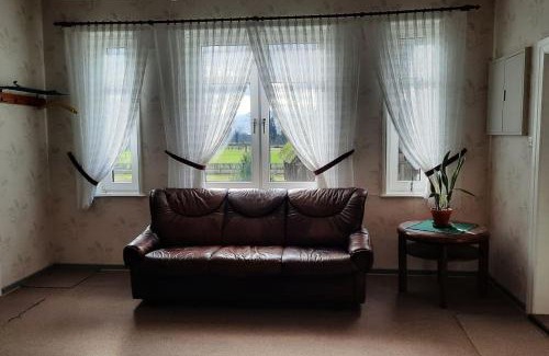Bockhorn Apartment | Gemütliche Ferienwohnung am Wildgehege