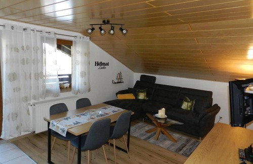 Lam Apartment | Gemütliche Ferienwohnung mit Balkon